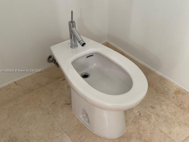 Photo of 2711 Ocean Dr  #3404, Hollywood, Florida, 33019 - 