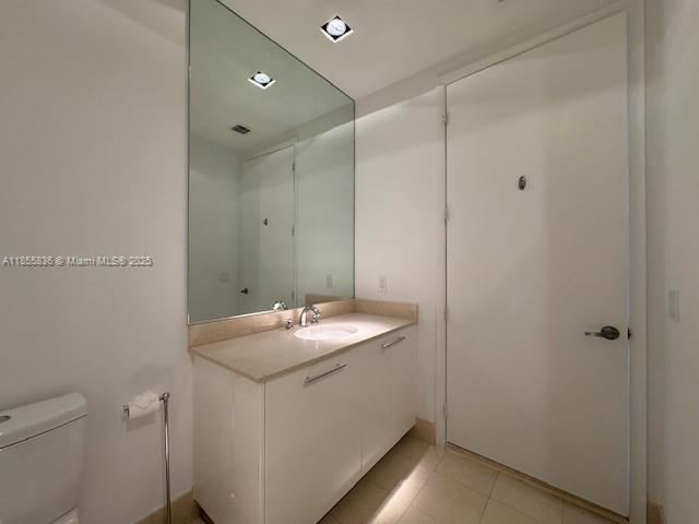 Photo of 2711 Ocean Dr  #3404, Hollywood, Florida, 33019 - 