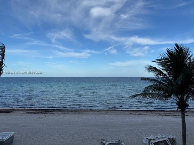 Photo of 2711 Ocean Dr  #3404, Hollywood, Florida, 33019 - 