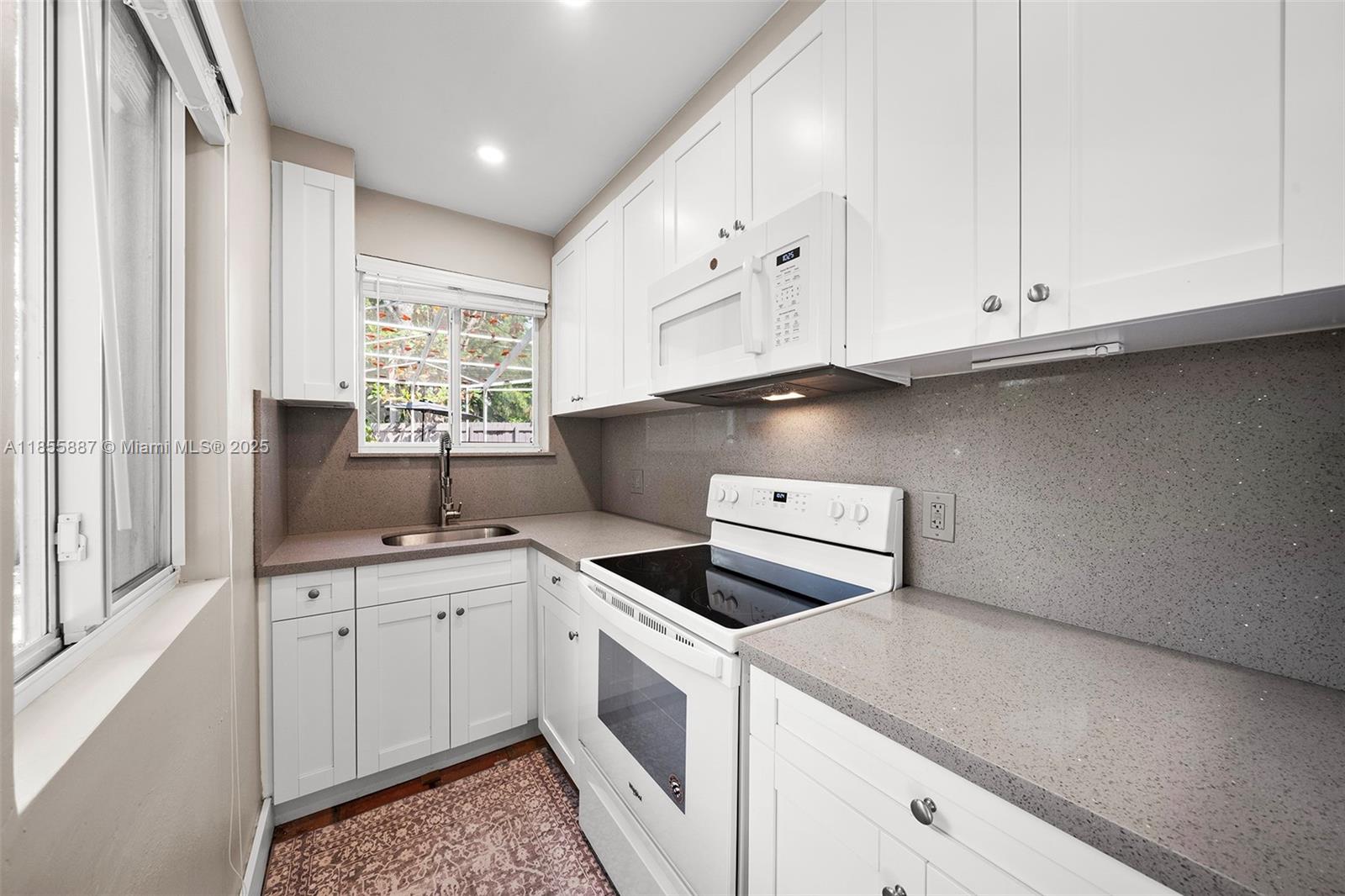 See details / 2819 sq. ft. $ 2025-08-09 0 Photo
