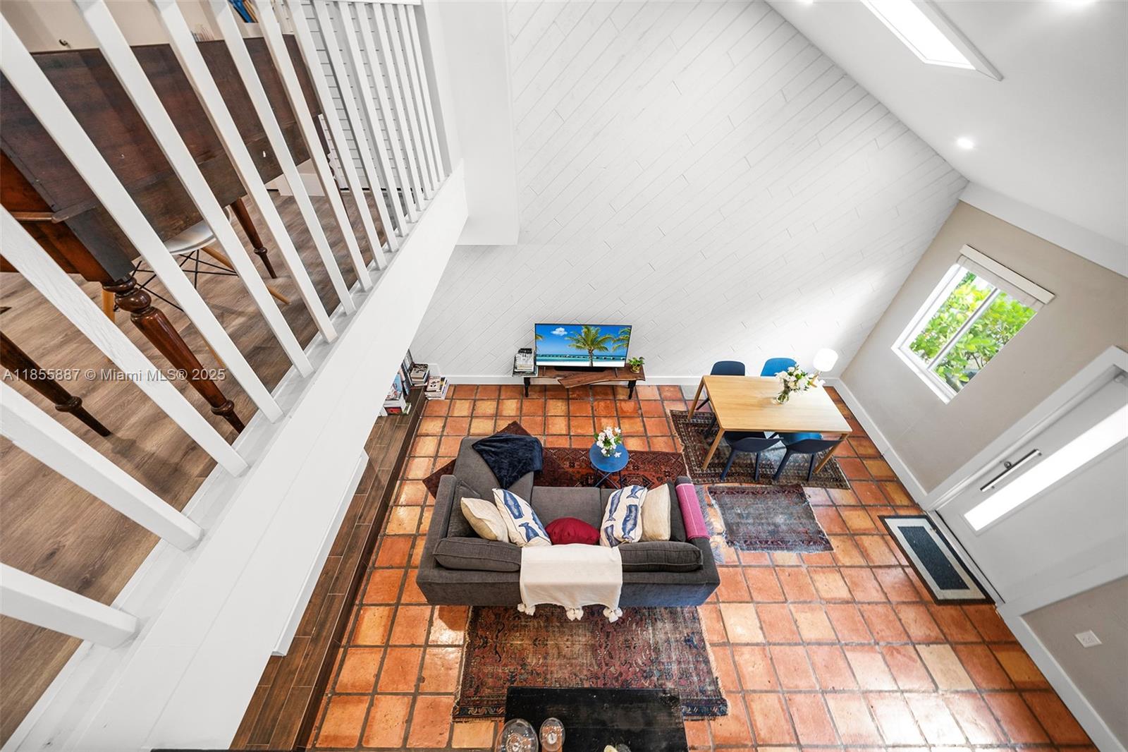 See details / 2819 sq. ft. $ 2025-08-09 0 Photo