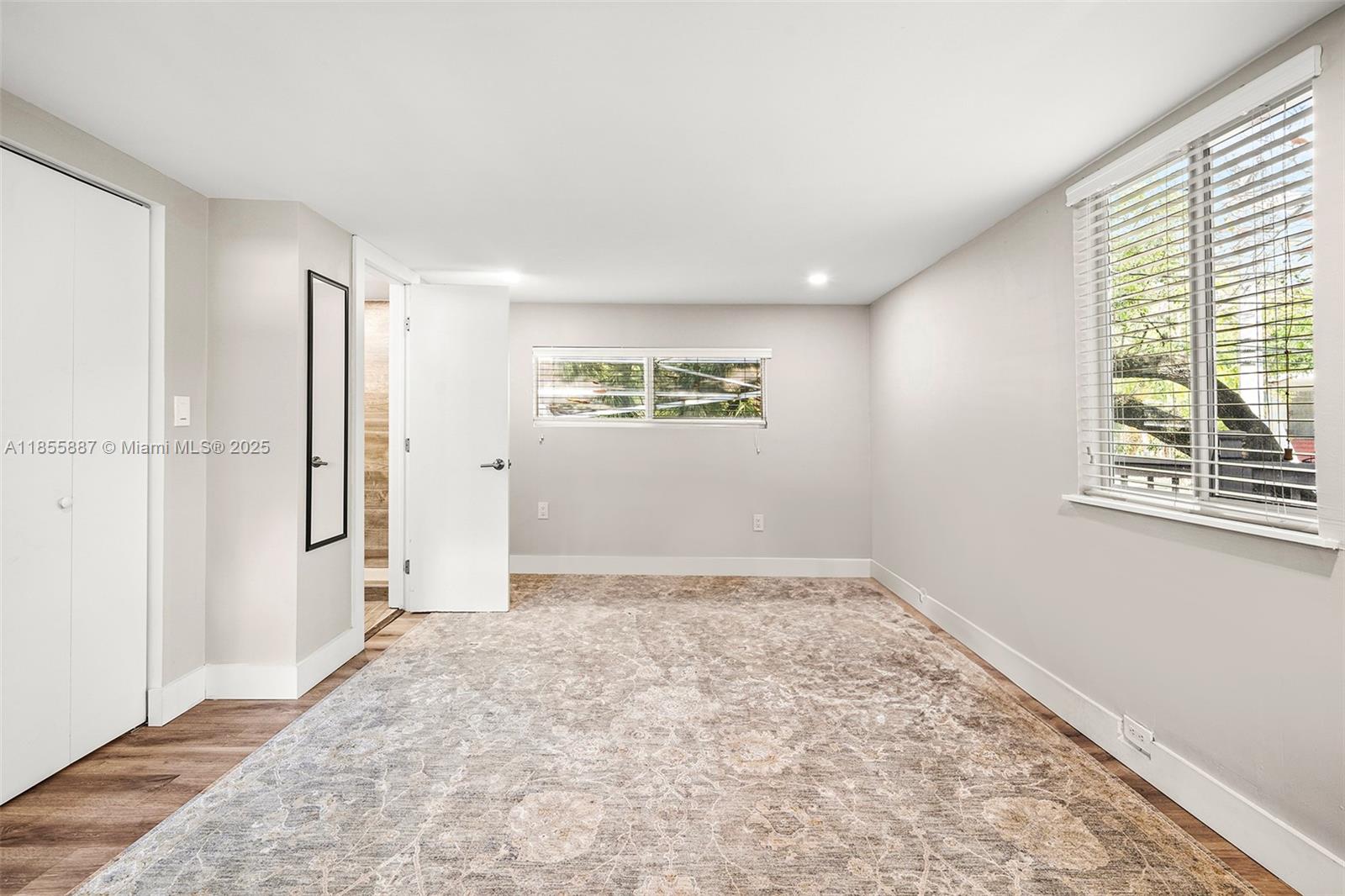 See details / 2819 sq. ft. $ 2025-08-09 0 Photo
