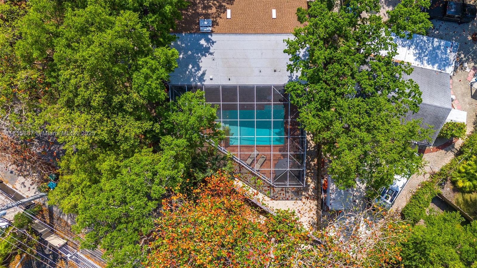 See details / 2819 sq. ft. $ 2025-08-09 0 Photo