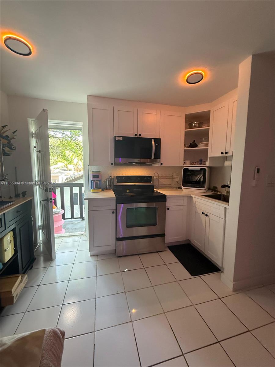 See details / 1183 sq. ft. $ 2025-08-09 0 Photo