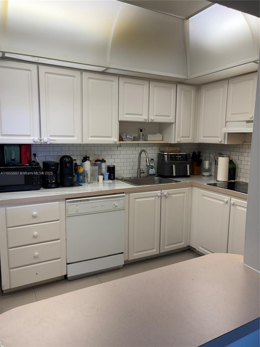 Photo of 19380 Collins Ave  #322, Sunny Isles Beach, Florida, 33160 - 