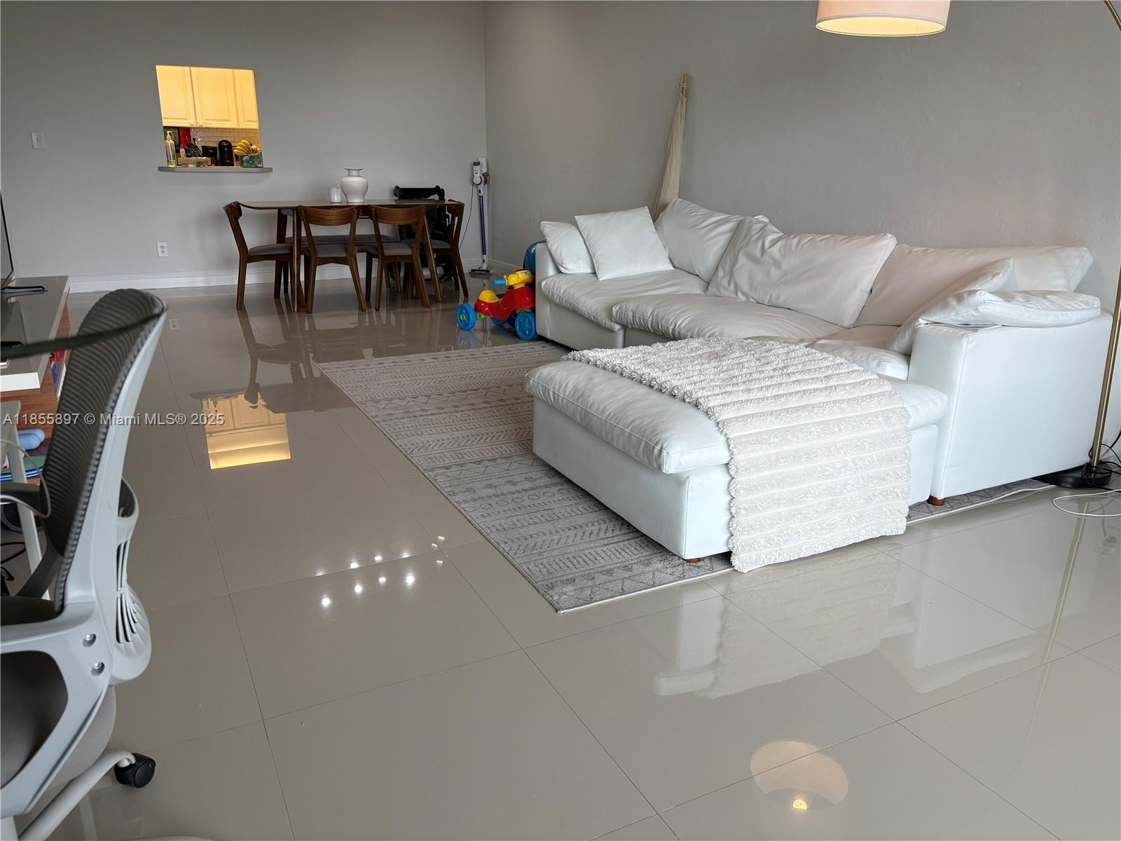 Photo of 19380 Collins Ave  #322, Sunny Isles Beach, Florida, 33160 - 