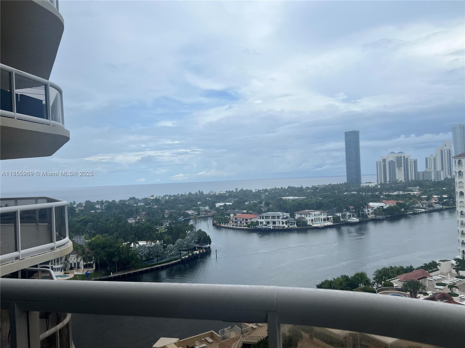 Photo of 20191 Country Club Dr  #1510, Aventura, Florida, 33180 - 