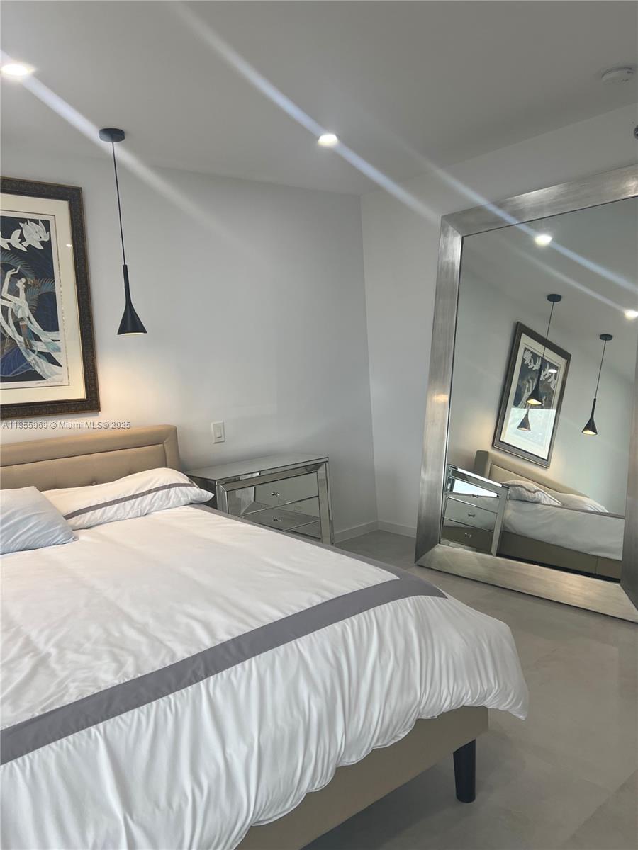 Photo of 20191 Country Club Dr  #1510, Aventura, Florida, 33180 - 