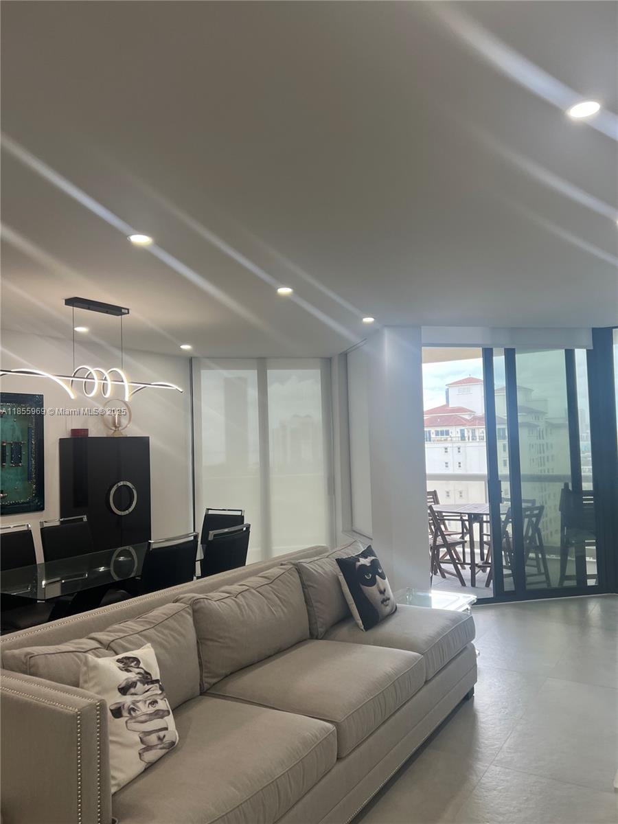 Photo of 20191 Country Club Dr  #1510, Aventura, Florida, 33180 - 