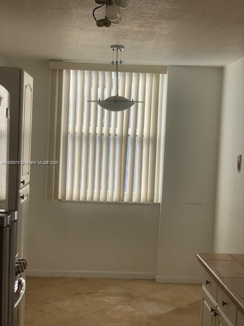 800 2 / 2 1284 sq. ft. $ 2025-08-10 0 Photo