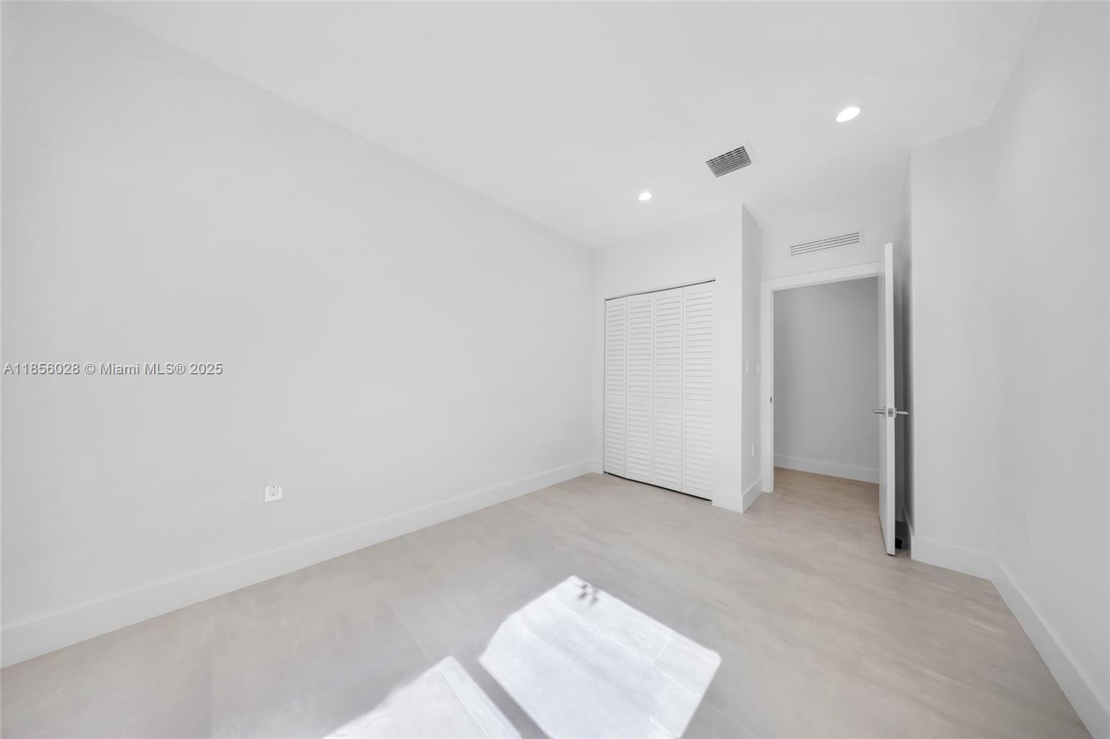 Ver detalles / 0 sq. ft. $ 2025-08-10 0 foto