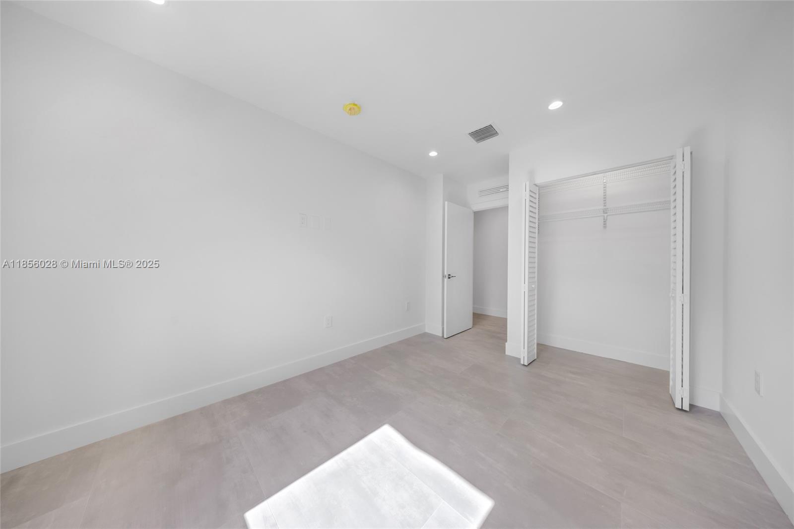 Ver detalles / 0 sq. ft. $ 2025-08-10 0 foto