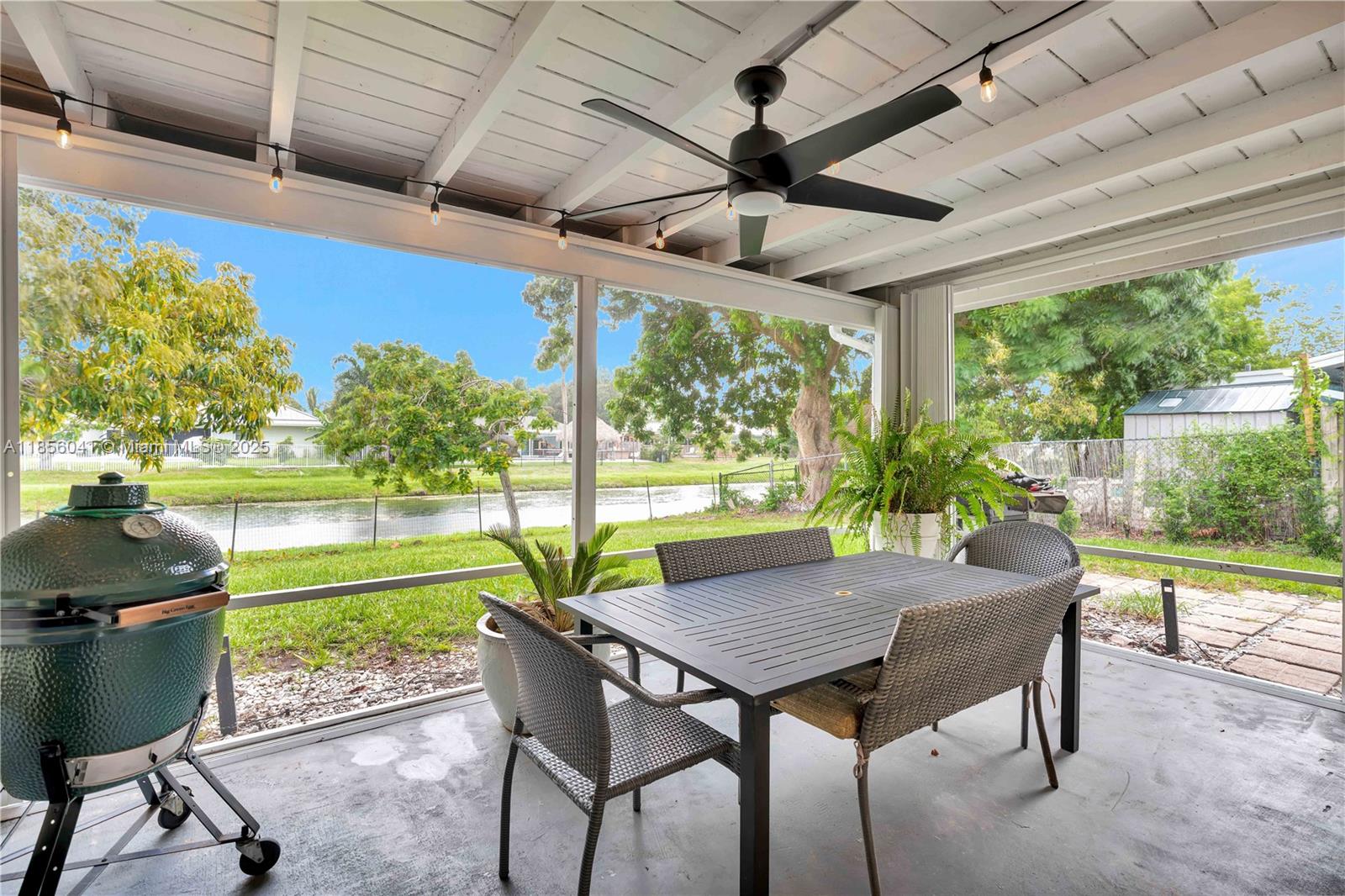 553 3 / 2 1189 sq. ft. $ 2025-09-11 0 Photo