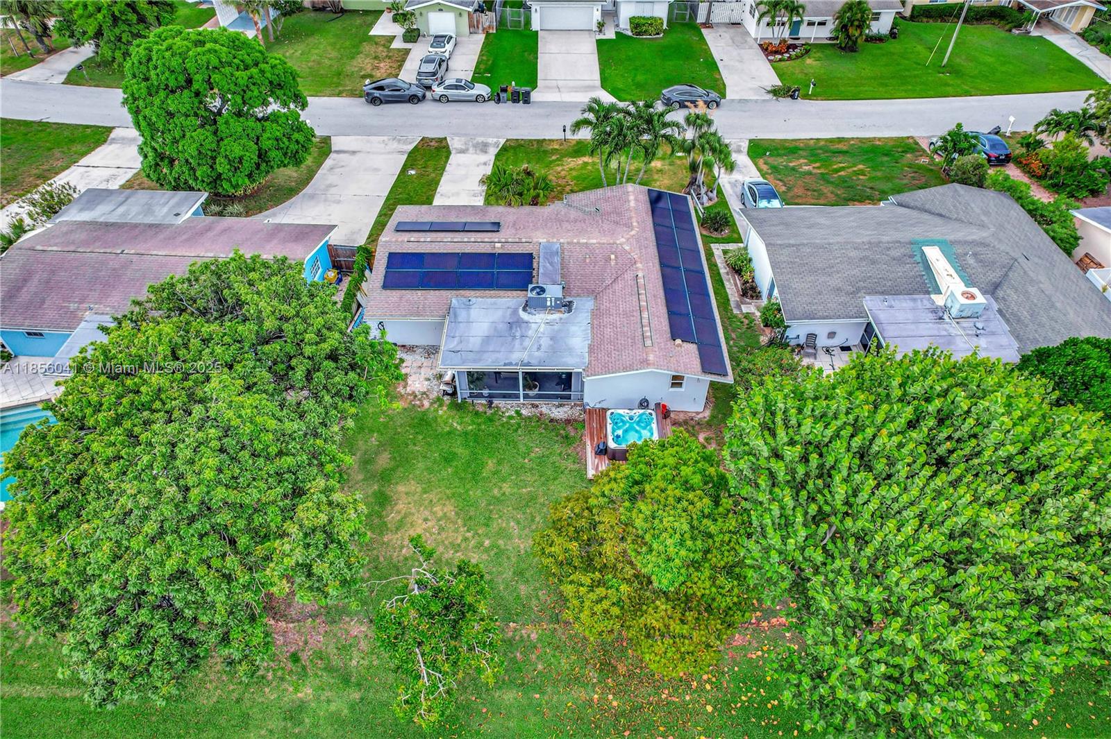 553 3 / 2 1189 sq. ft. $ 2025-09-11 0 Photo