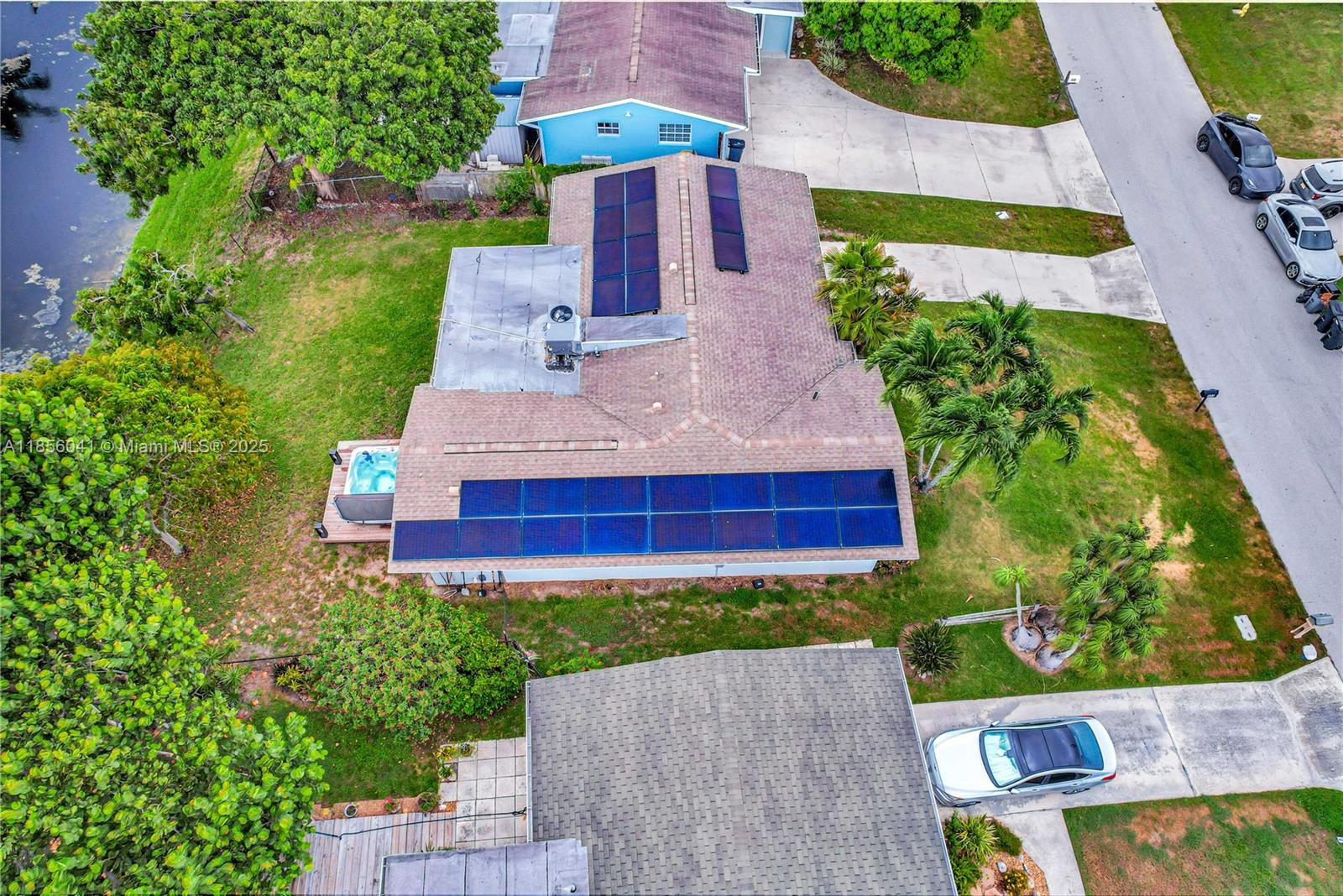 553 3 / 2 1189 sq. ft. $ 2025-09-11 0 Photo