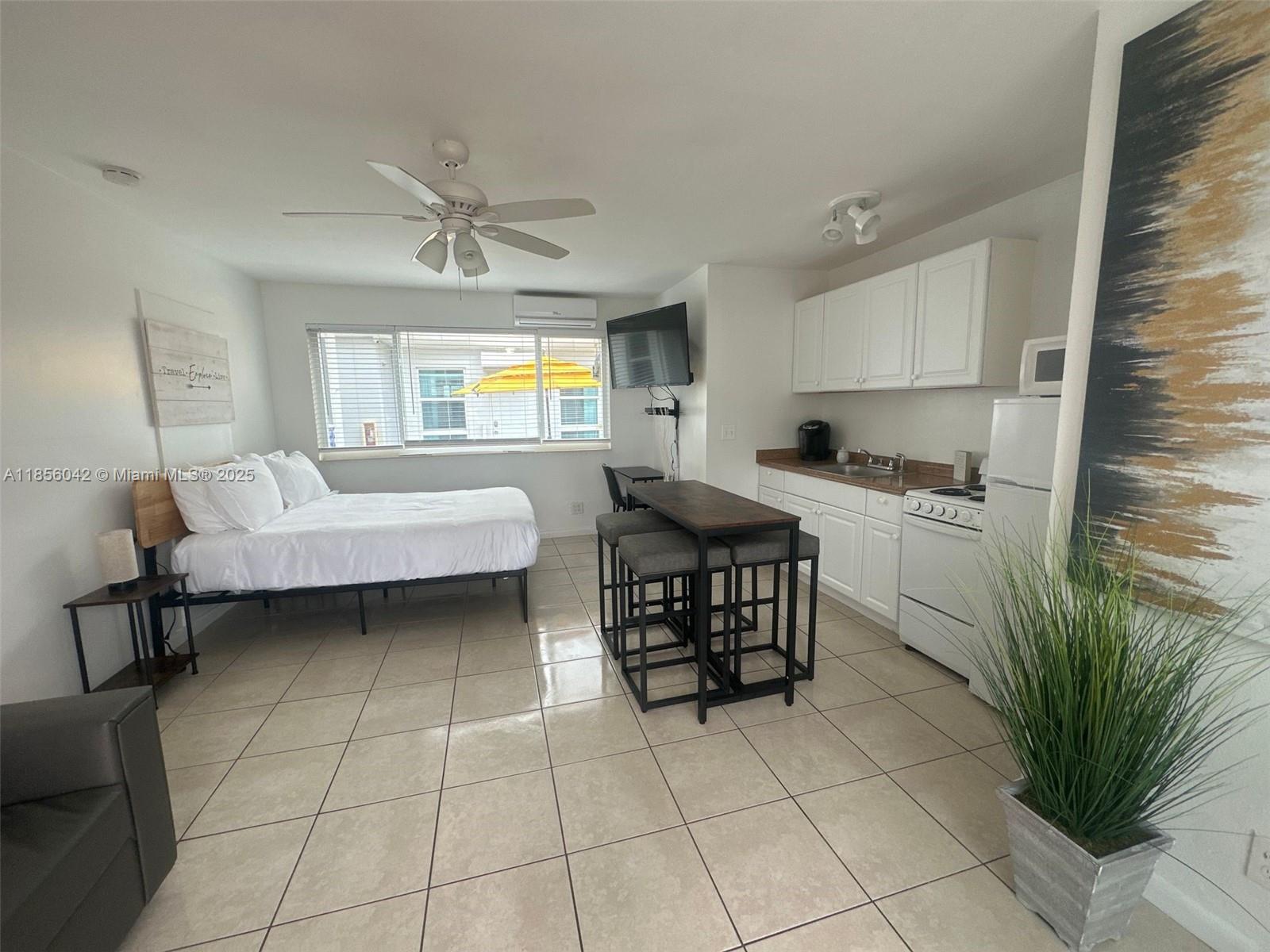 See details 12 Units / sq. ft. $ 2025-08-10 0 Photo