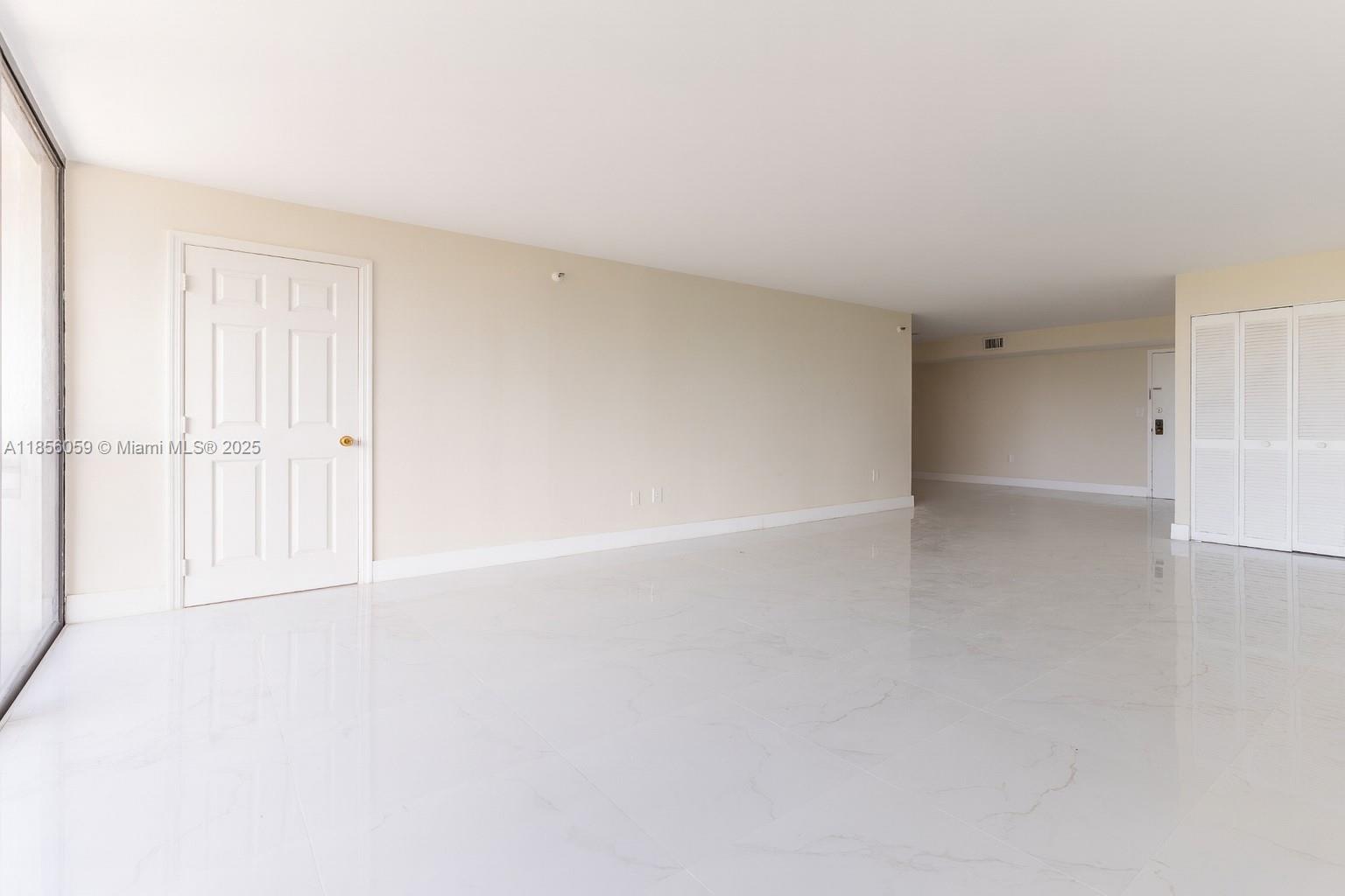 510 2 / 2 1840 sq. ft. $ 2025-08-10 0 foto