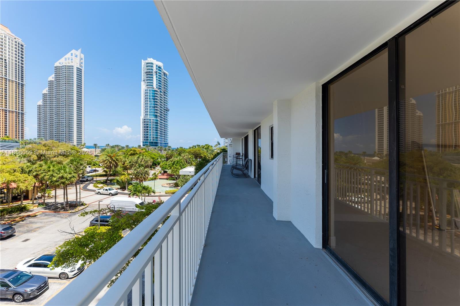 510 2 / 2 1840 sq. ft. $ 2025-08-10 0 foto