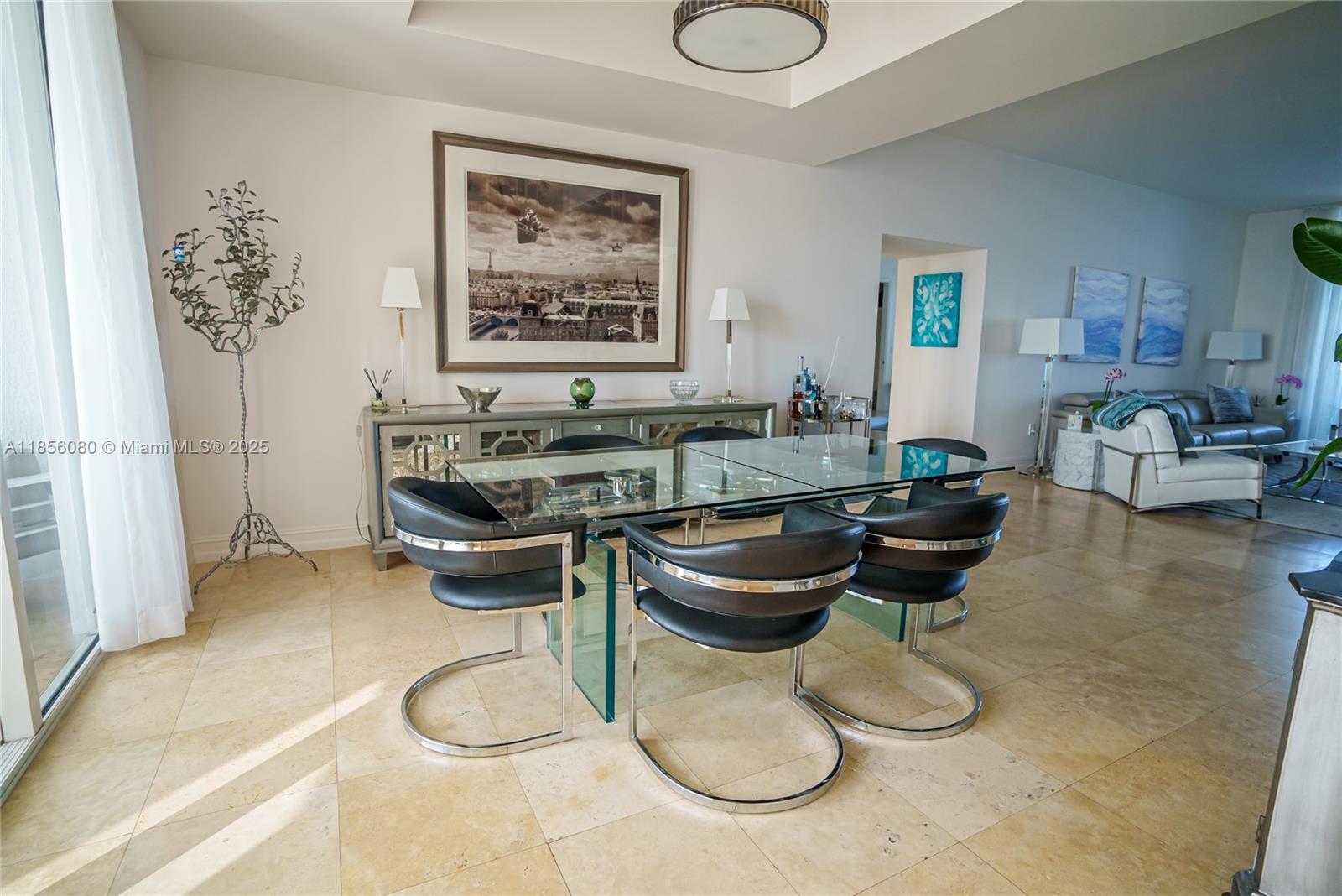 1104 3 / 4 2327 sq. ft. $ 2025-08-10 0 Photo