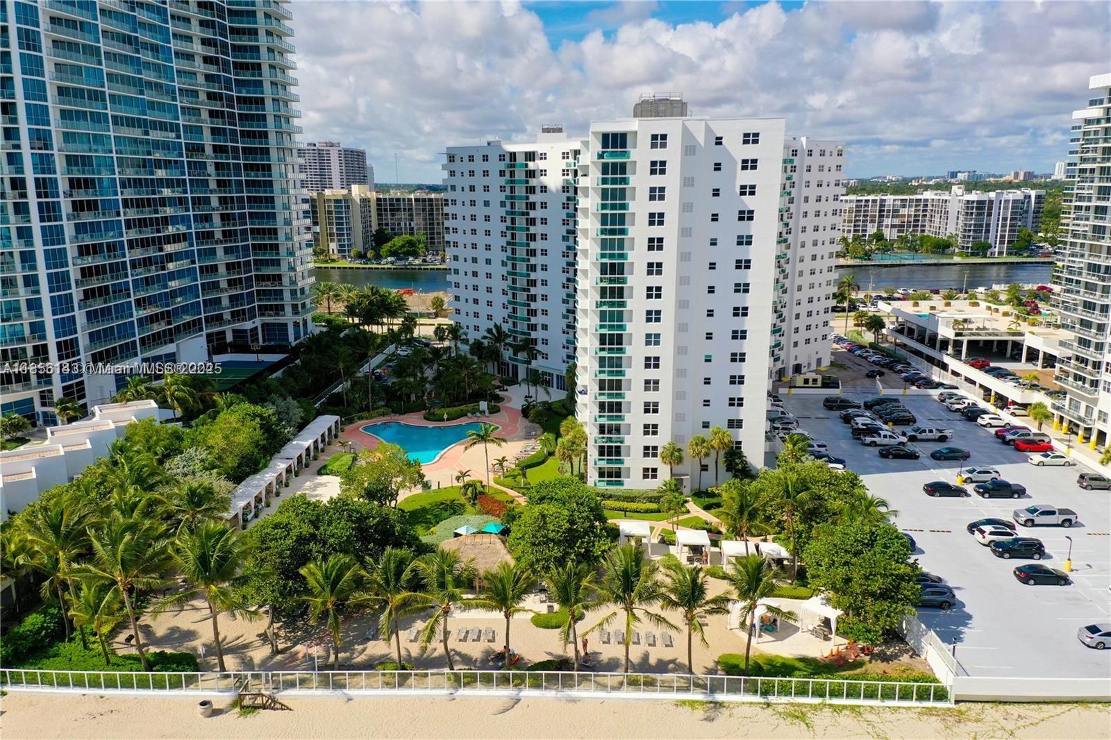 Photo of 3001 Ocean Dr  #1411, Hollywood, Florida, 33019 - 