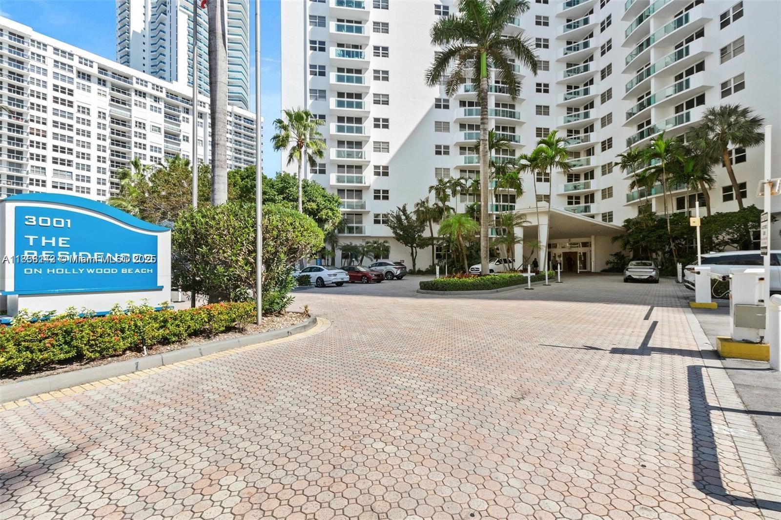 Photo of 3001 Ocean Dr  #1411, Hollywood, Florida, 33019 - 