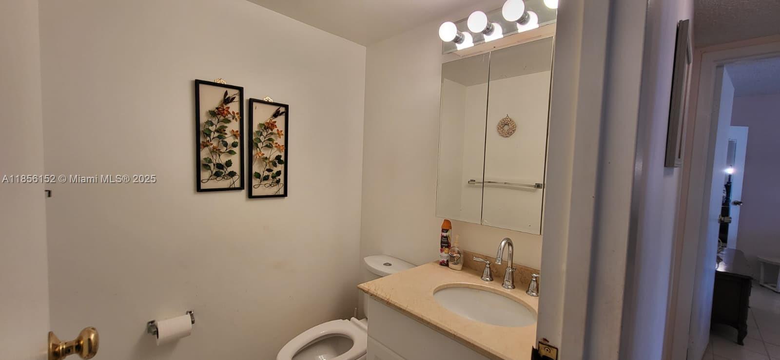 Photo of 501 Three Islands Blvd #112, Hallandale Beach, Florida, 33009 - second bathroom