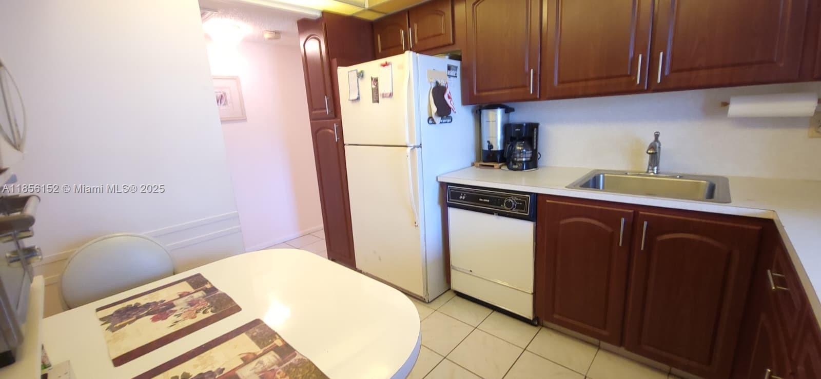 Photo of 501 Three Islands Blvd #112, Hallandale Beach, Florida, 33009 -