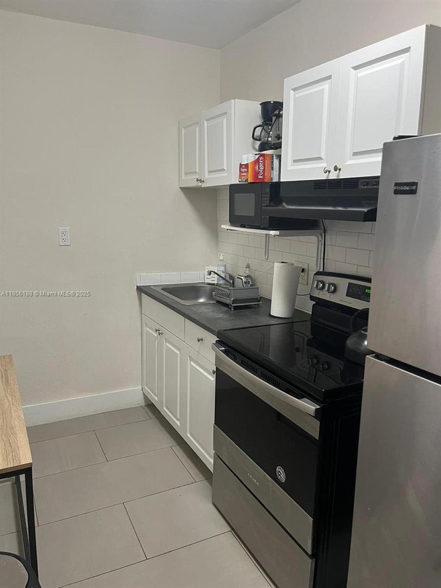   /  931 sq. ft. $ 2025-08-10 0 Photo