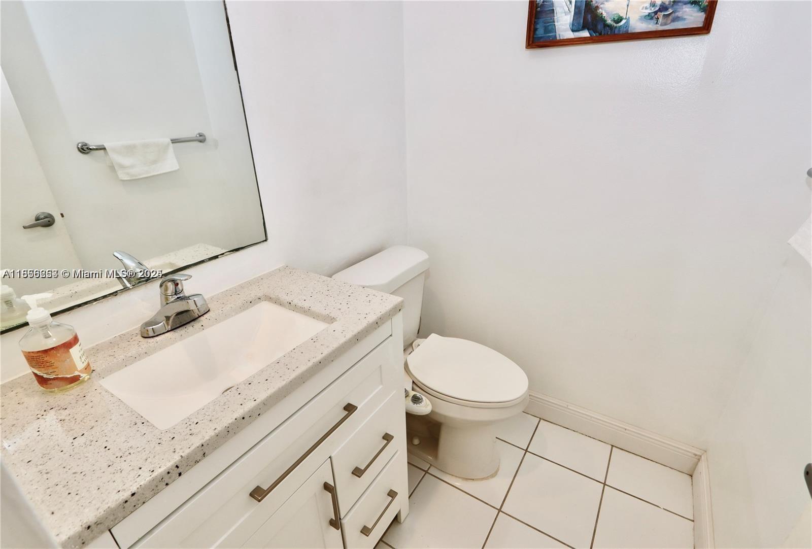 Photo of 3001 Ocean Dr  #225, Hollywood, Florida, 33019 - 
