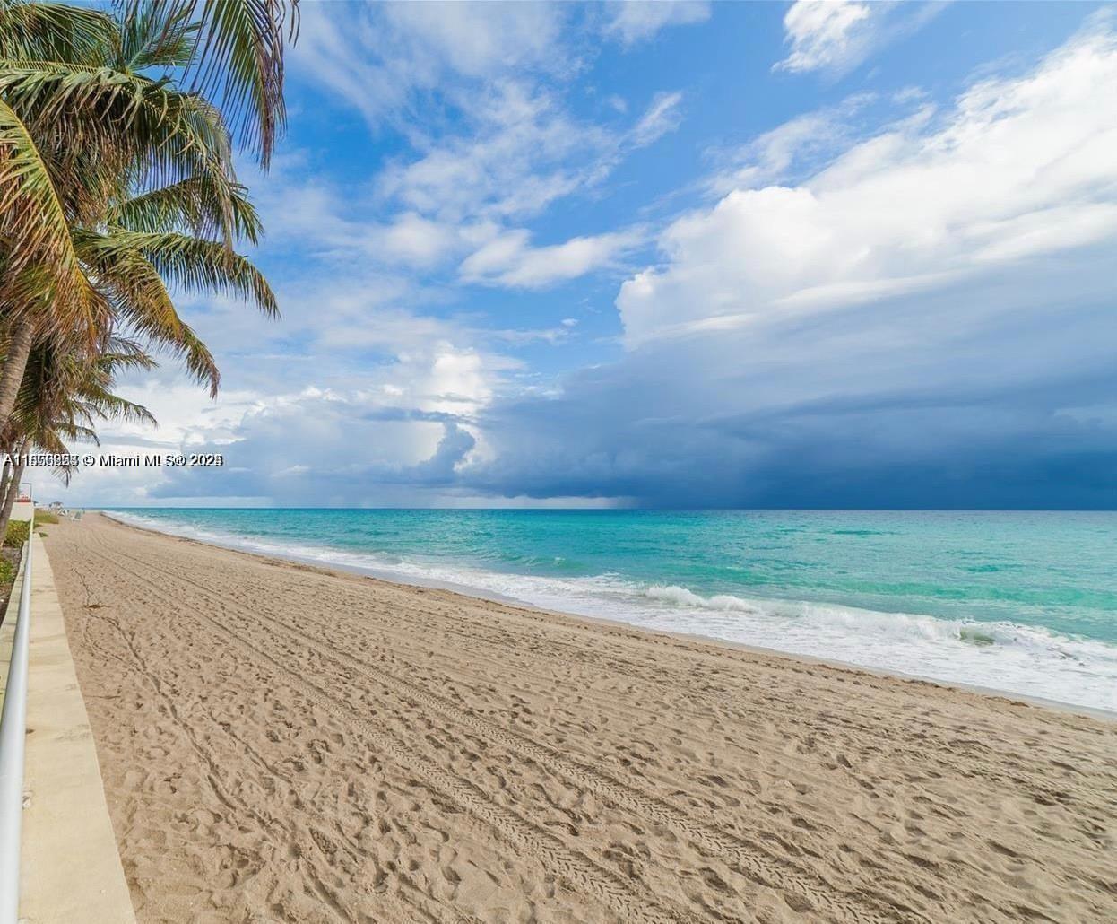 Photo of 3001 Ocean Dr #225, Hollywood, Florida, 33019 -