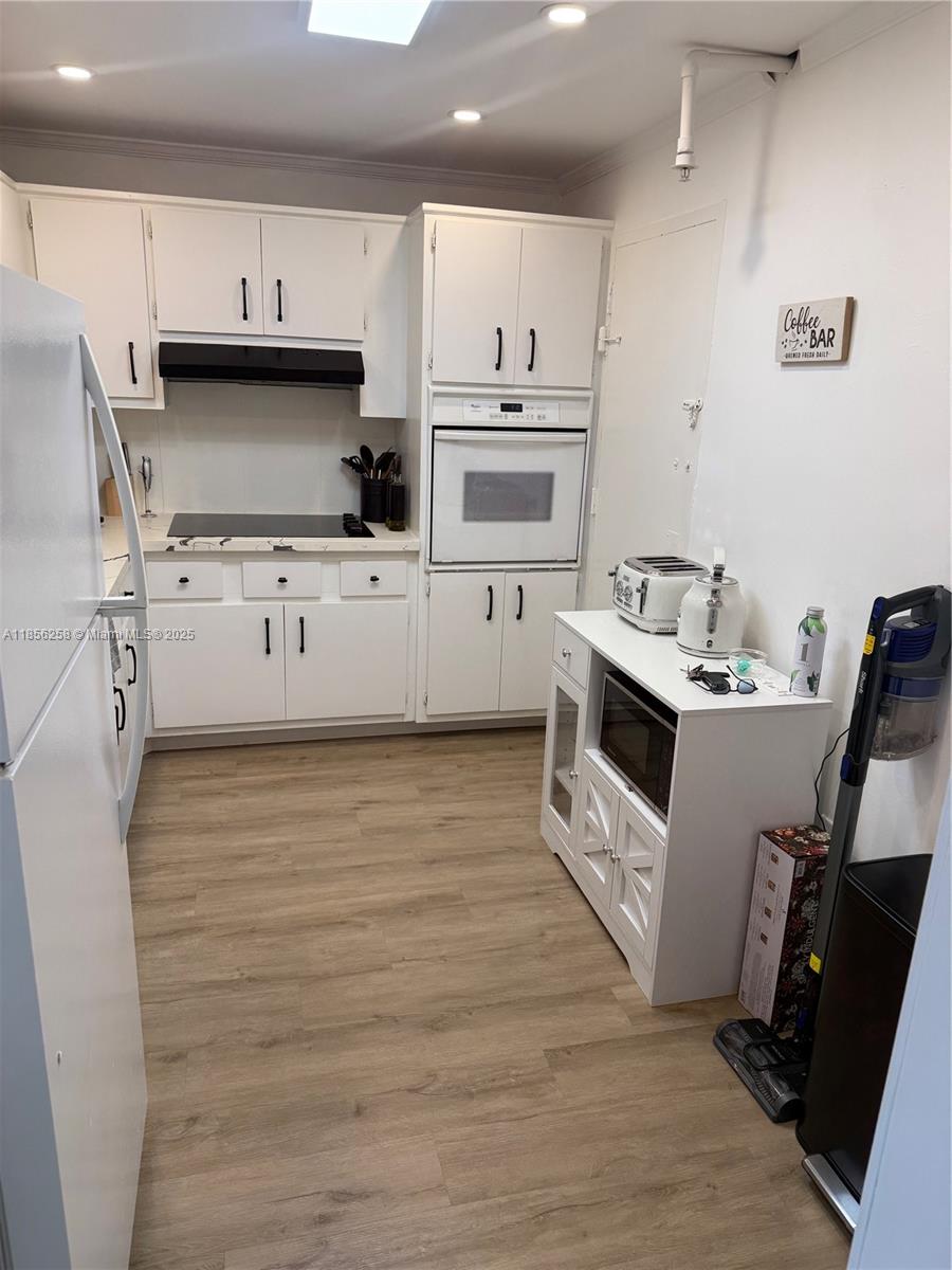 Photo of 400 KINGS POINT DR  #1224, Sunny Isles Beach, Florida, 33160 - 