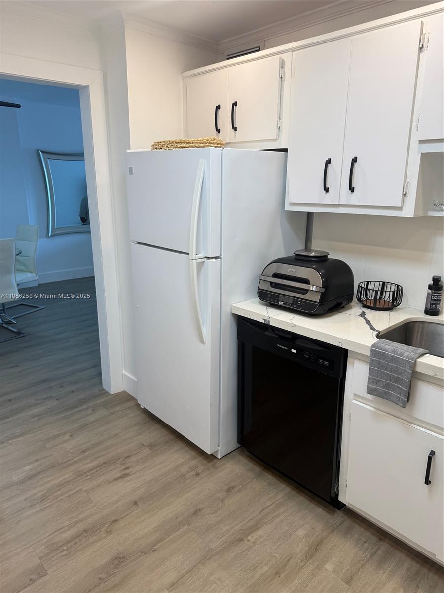 Photo of 400 KINGS POINT DR  #1224, Sunny Isles Beach, Florida, 33160 - 