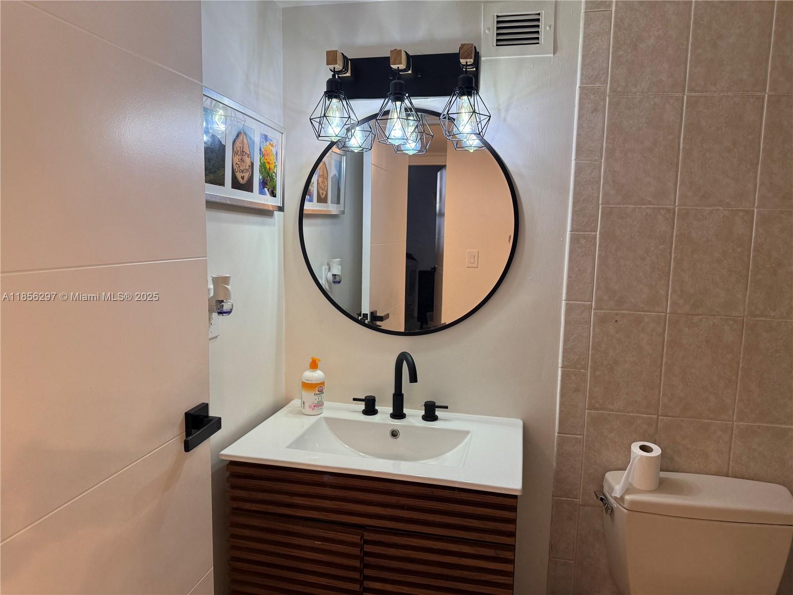 Photo of 16919 Bay Rd  #710, Sunny Isles Beach, Florida, 33160 - 