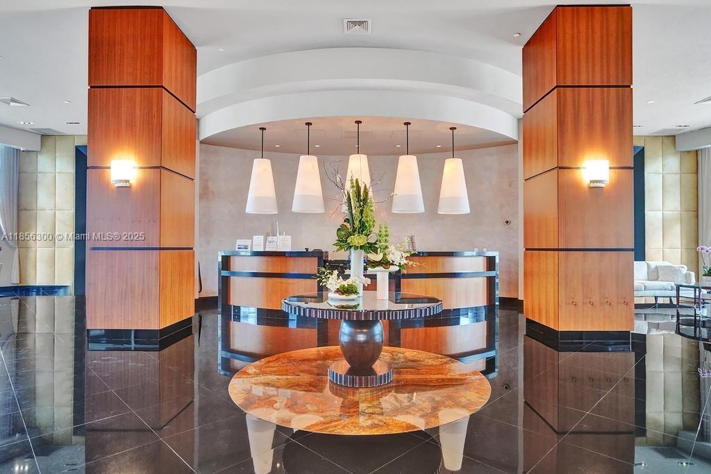 Photo of 3101 Ocean Dr #1704, Hollywood, Florida, 33019 -