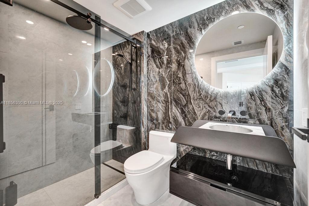 Photo of 3101 Ocean Dr  #1704, Hollywood, Florida, 33019 - 2nd