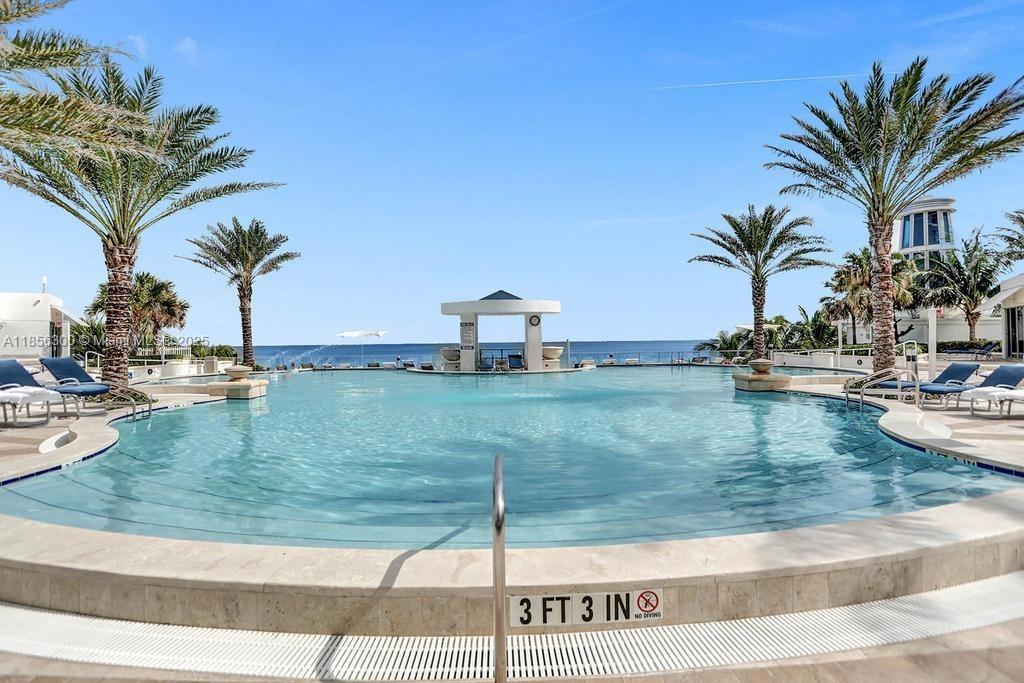Photo of 3101 Ocean Dr  #1704, Hollywood, Florida, 33019 - 