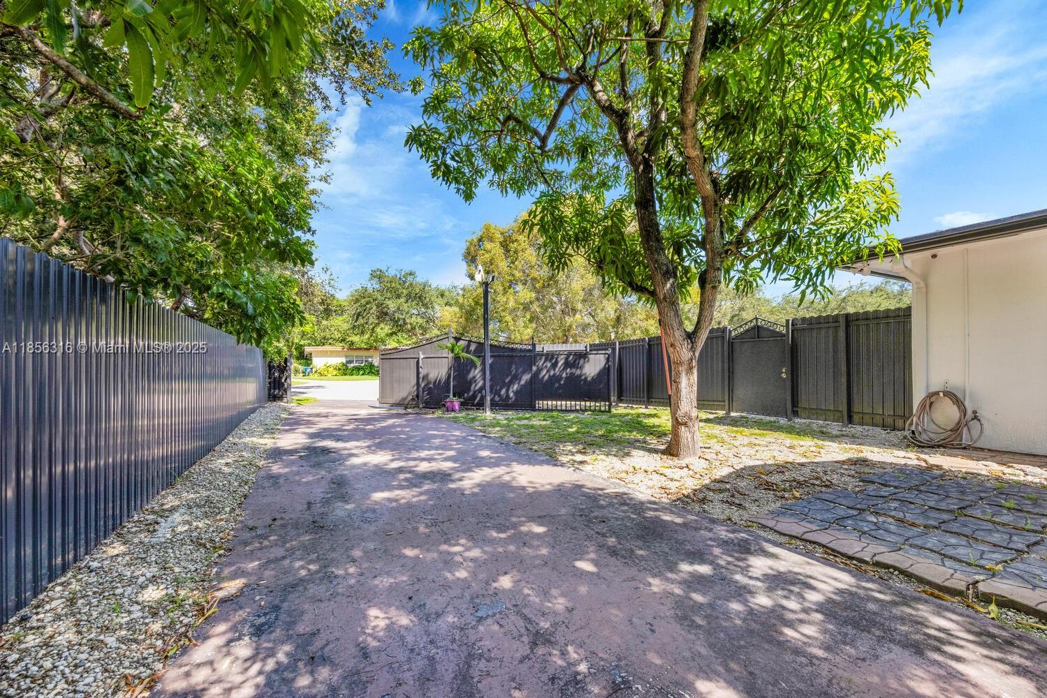   /  2488 sq. ft. $ 2025-08-11 0 Photo
