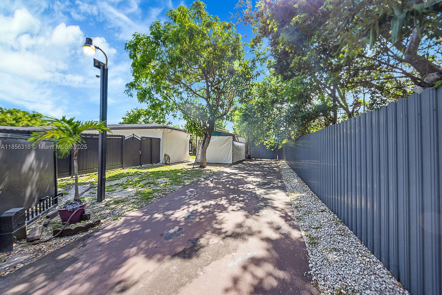   /  2488 sq. ft. $ 2025-08-11 0 Photo