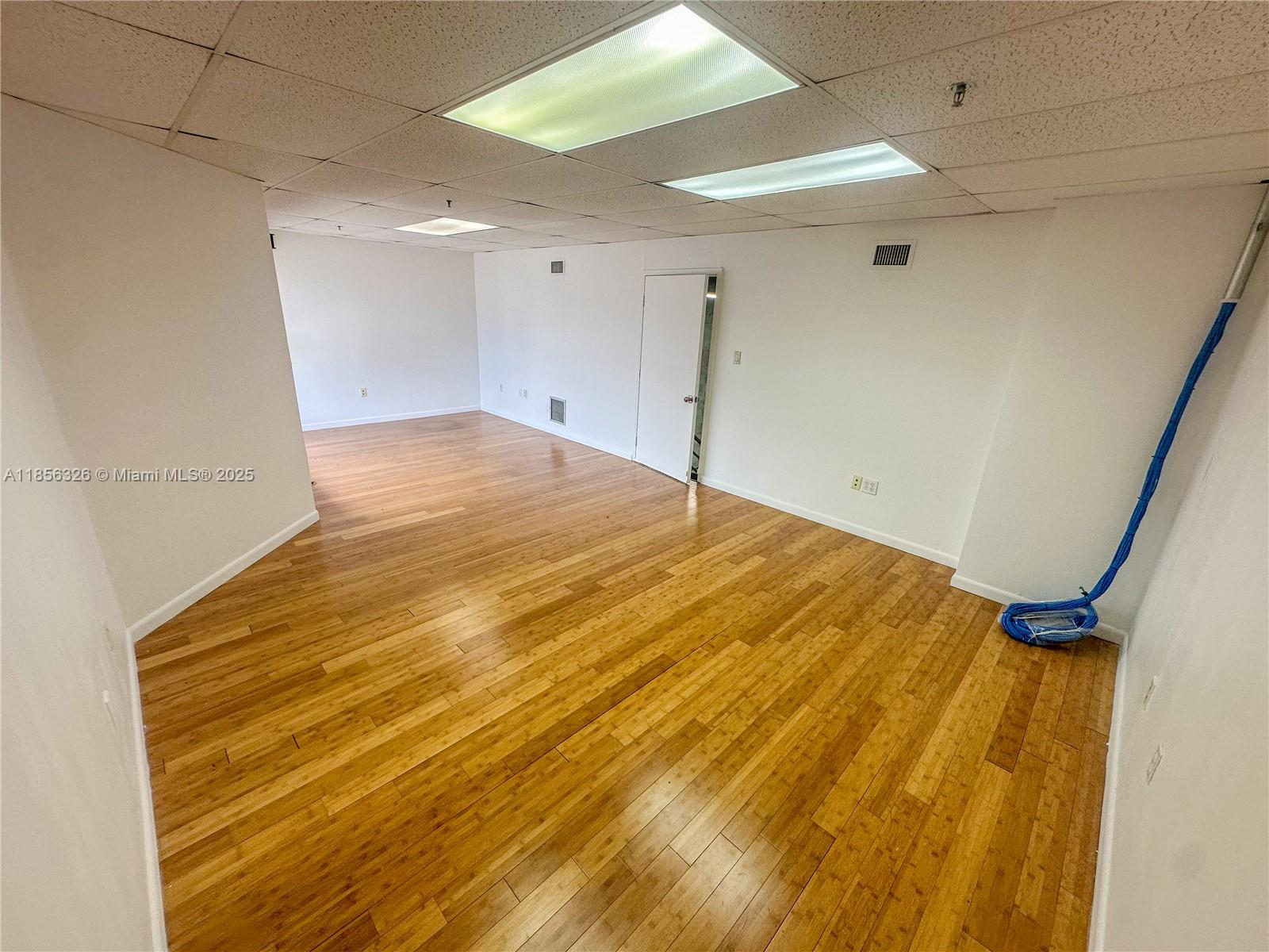   /   sq. ft. $ 2025-08-11 0 Photo