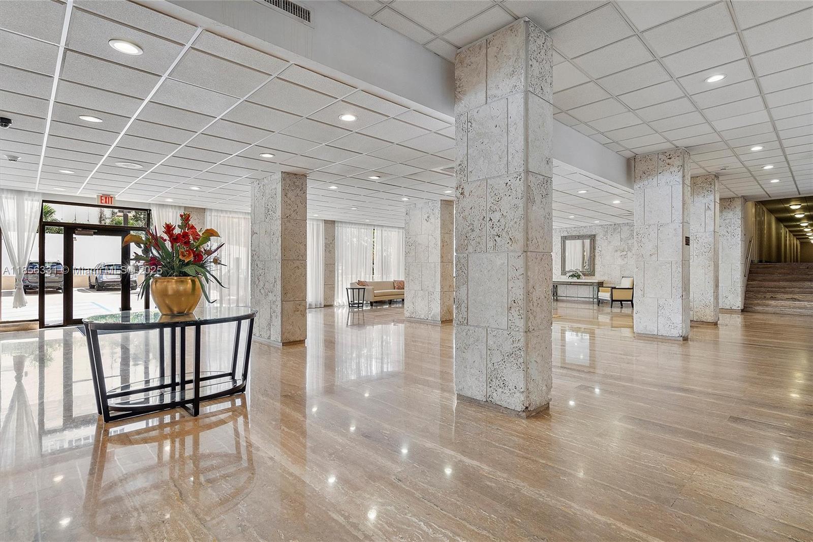19G 2 / 2 1240 sq. ft. $ 2025-08-11 0 Photo