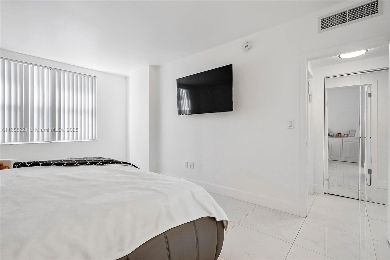 19G 2 / 2 1240 sq. ft. $ 2025-08-11 0 Photo