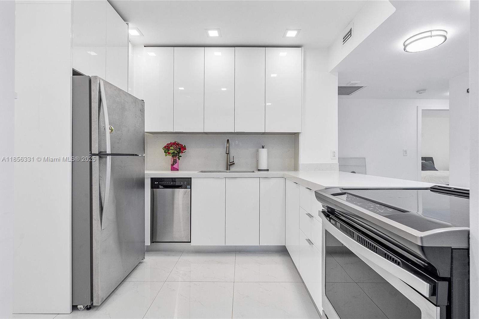 19G 2 / 2 1240 sq. ft. $ 2025-08-11 0 Photo