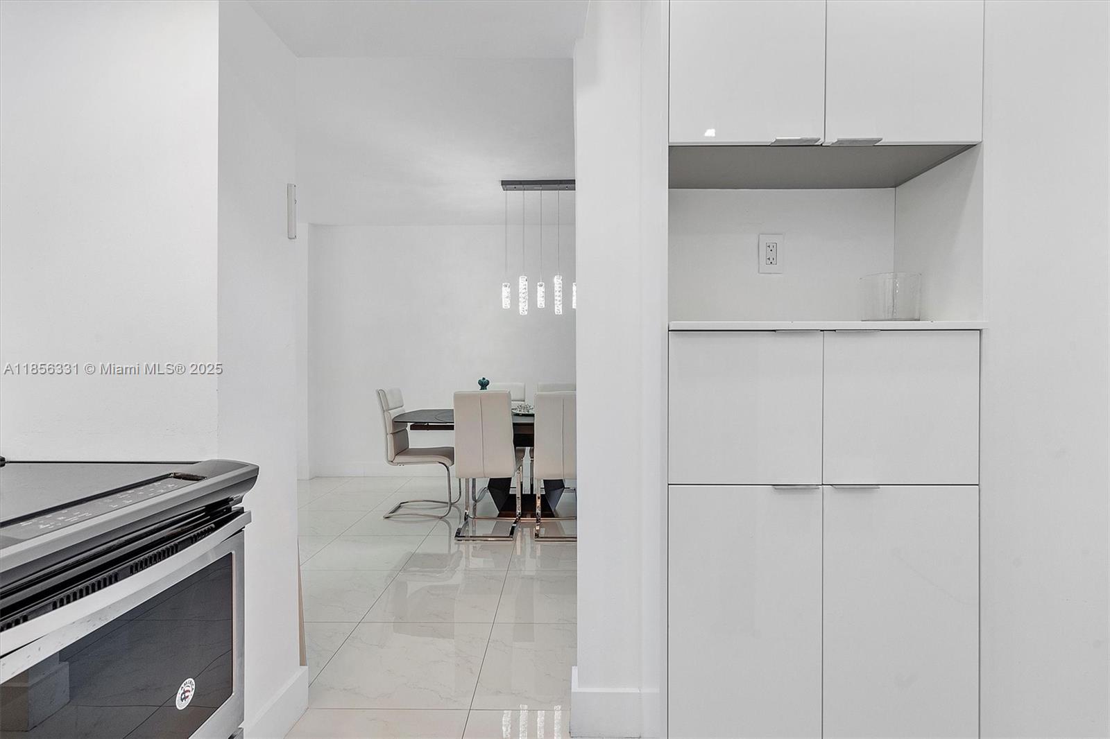 19G 2 / 2 1240 sq. ft. $ 2025-08-11 0 Photo