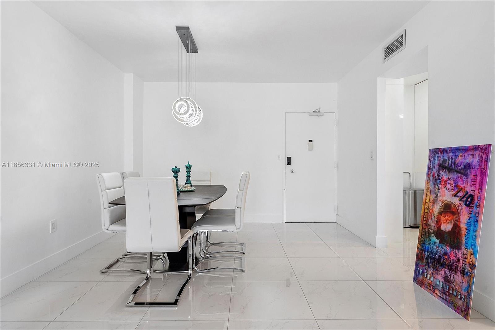 19G 2 / 2 1240 sq. ft. $ 2025-08-11 0 Photo