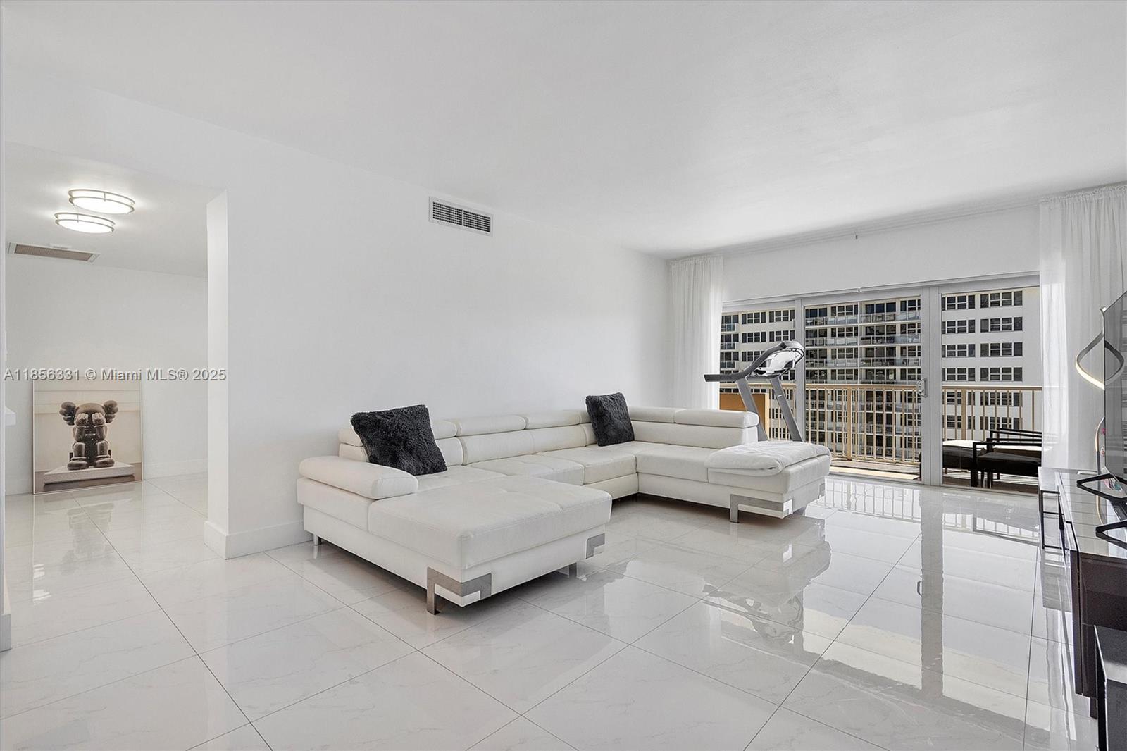 19G 2 / 2 1240 sq. ft. $ 2025-08-11 0 Photo