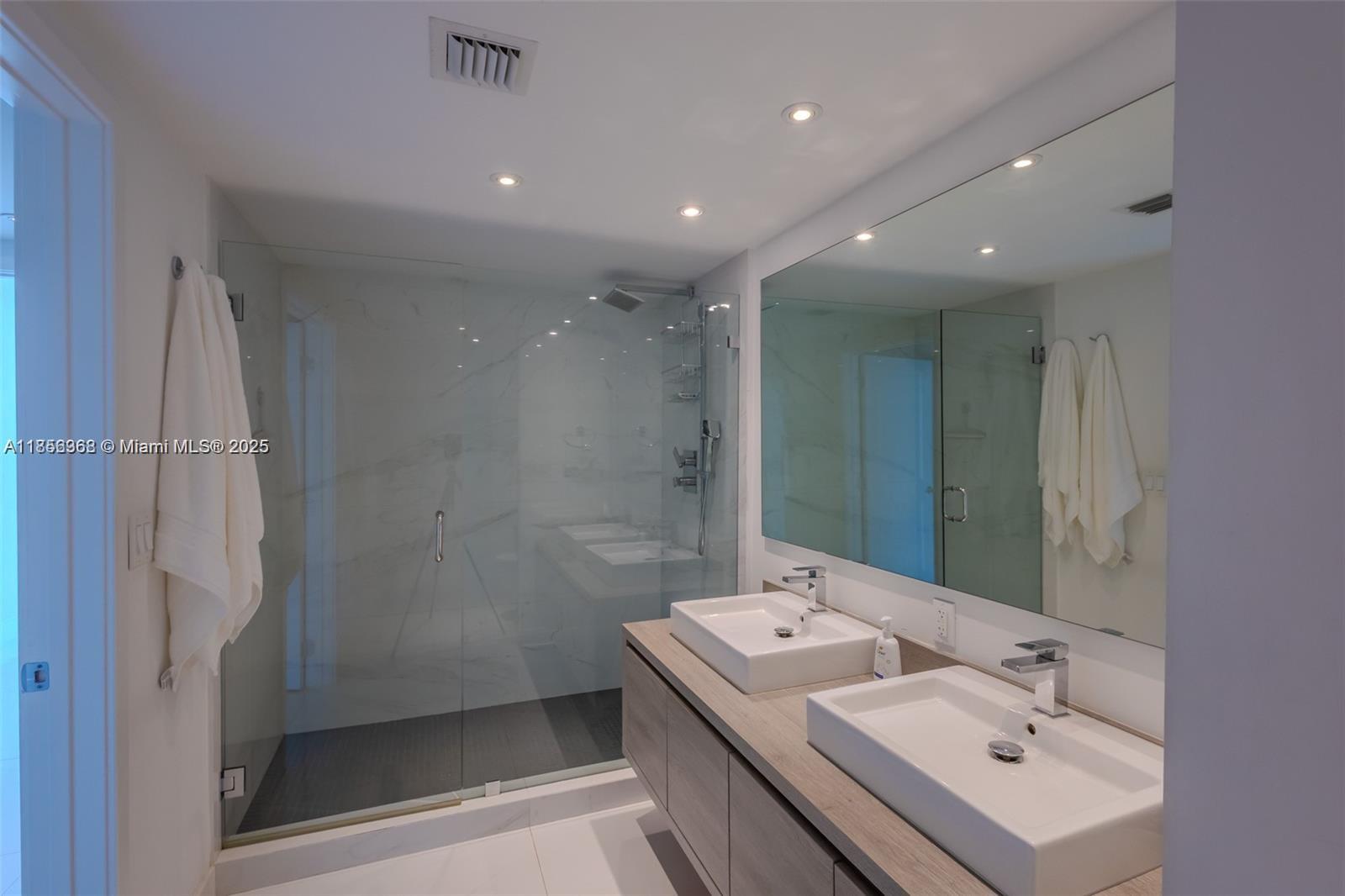 Photo of 400 Sunny Isles Blvd  #602, Sunny Isles Beach, Florida, 33160 - 