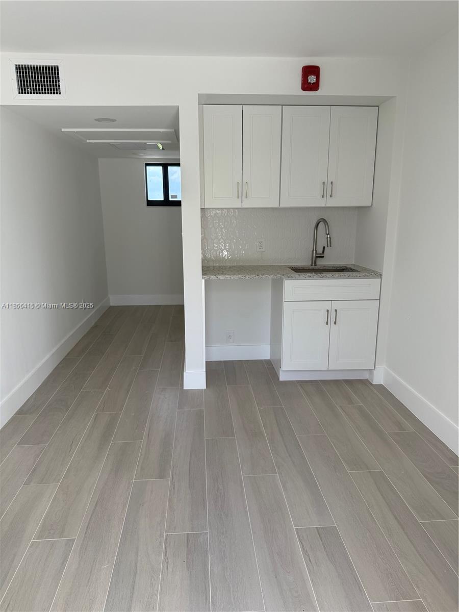 Photo of 20281 Country Club Dr #CAB19, Aventura, Florida, 33180 -