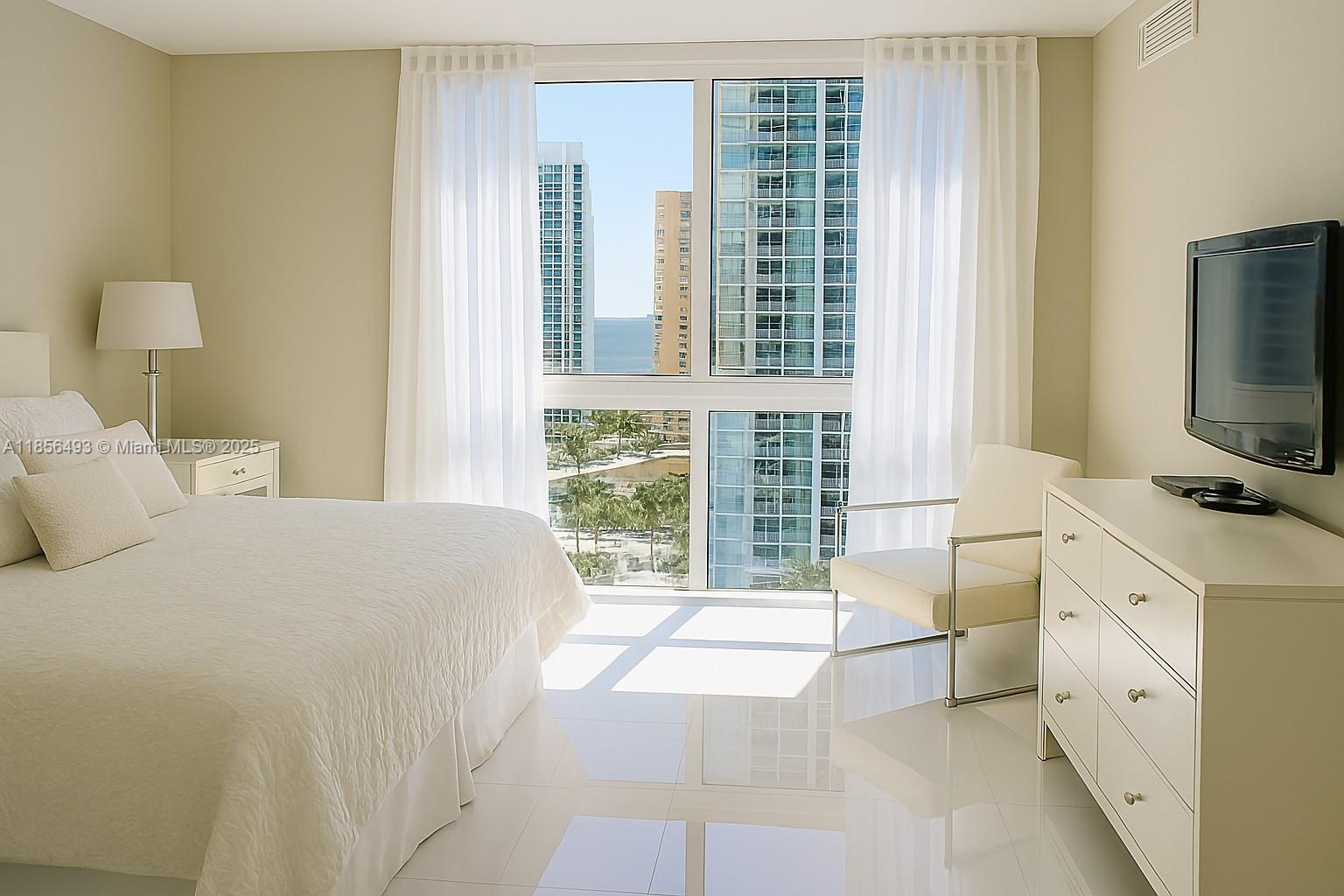 Photo of 250 Sunny Isles Blvd  #3-1506, Sunny Isles Beach, Florida, 33160 - 