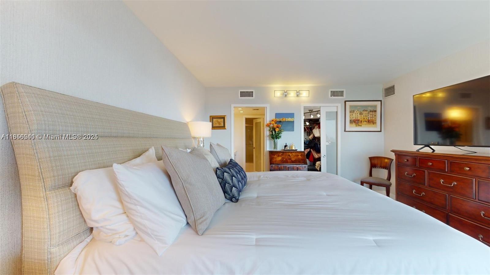Photo of 3625 Country Club Dr  #2606, Aventura, Florida, 33180 - 