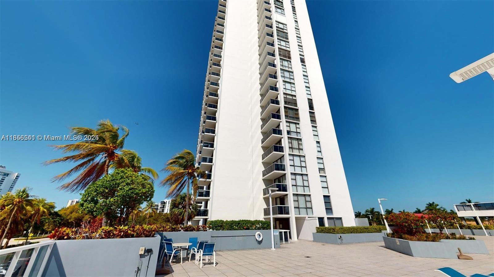 Photo of 3625 Country Club Dr  #2606, Aventura, Florida, 33180 - 
